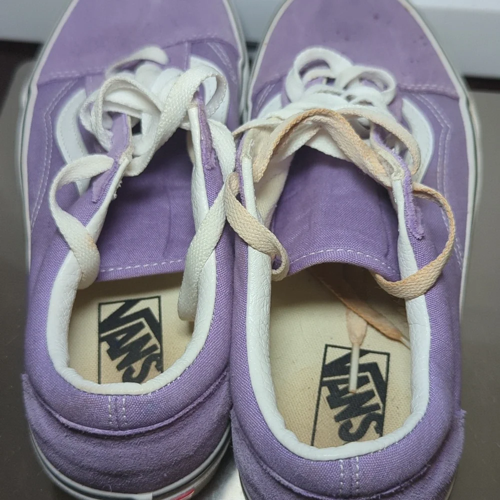 Vans Old Skool Low-Top Sneakers Purple + White Men's Size 9 Women's Size 10.5 - Picture 4 of 9